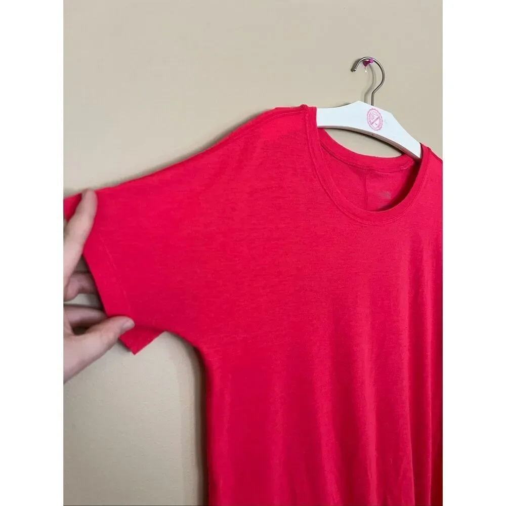 The North Face T-Shirt Woman’s Size Medium-Bally - Picture 2 of 8